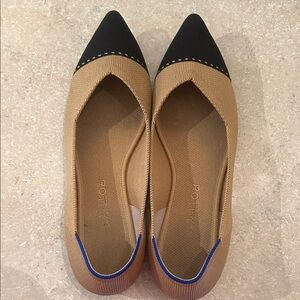 Rothy's Black and Tan Pointed Flats